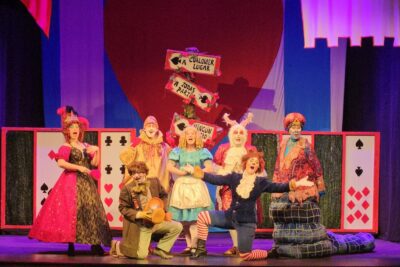 Imagen de escena de Alicia en el País de las Maravillas, el musical.