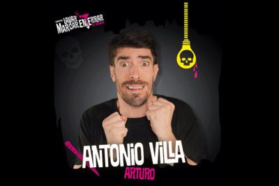 Imagen del espectáculo teatral 'Lavar, marcar y enterrar' en el Teatro Lara