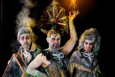 Imagen del espectáculo teatral Lavar, marcar, enterrar el musical en el Teatro Lara
