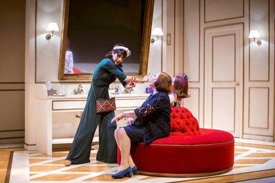 Imagen del espectáculo 'La madre que me parió' en el Teatro Lara