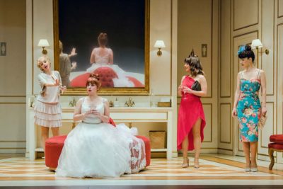 Imagen del espectáculo teatral 'La madre que me parió' en el Teatro Lara