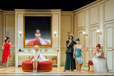 Imagen del espectáculo teatral 'La madre que me parió' en el Teatro Lara