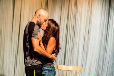 Imagen del espectáculo teatral 'Felicidad' en la Sala Teatro Cuarta Pared
