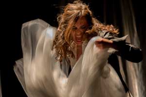‘Descarriadas’, un drama rescatado a ritmo de rock.