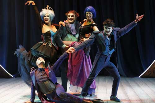 El divismo y el delirio se desatan en los Teatros del Canal con The Opera Locos.