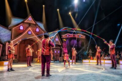 Imagen de escena de Circlassica: Noel, la historia Jamás contada de Papá Noel.