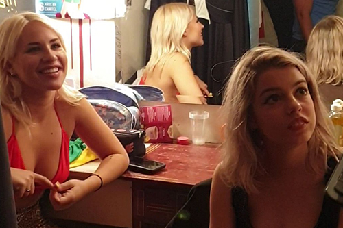 ‘La Llamada’ inicia gira y Nerea Rodríguez y Lucía Gil responden a las preguntas de los fans