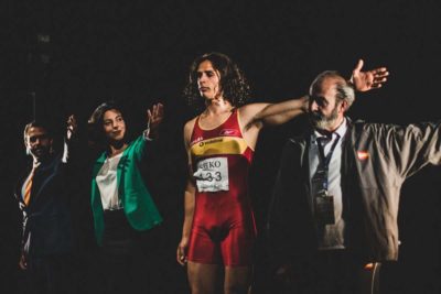 Imagen de la obra de teatro 8,56 – Inspirada en un salto de Yago Lamela