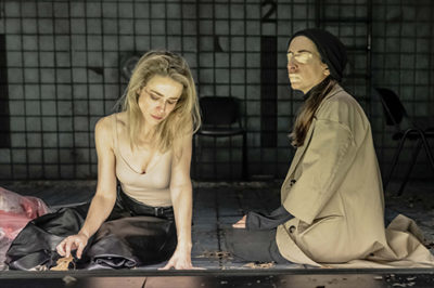 Los ‘Ecos’ de las víctimas del patriarcado y el fanatismo llegan al Teatro Español