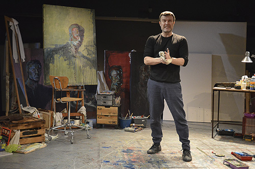 ‘El hombre y el lienzo’ une teatro y pintura como motores para la búsqueda de la identidad