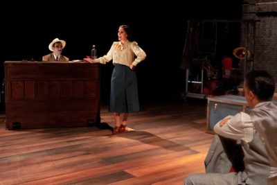 Imagen de 'En tierra extraña' de Juan Carlos Rubio en Teatro Español