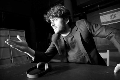 Imagen de 'Hannah en tiempos de oscuridad' en Teatro Galileo Quique San Francisco