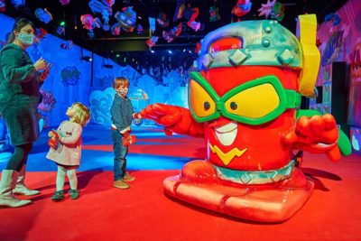 TEATRO-MADRID-superthings-exposicion-3