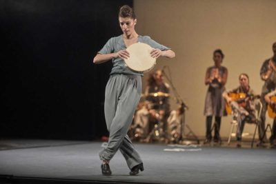 Imagen de Entre hilos y huesos de Daniel Doña en los Teatros del Canal