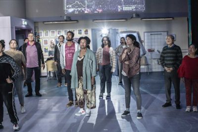 Imagen de FRATERNITÉ, Conte fantastique de Caroline Guiela Nguyen en el Teatro Valle-Inclán