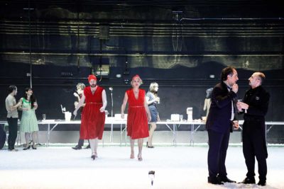 Imagen de Inloca de Ana Vallés en el Teatro María Guerrero