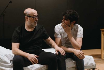 Imagen de Los Farsantes de Pablo Remón en el Teatro Valle-Inclán