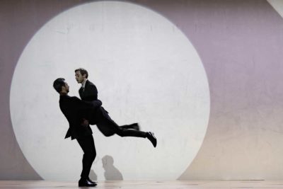 Imagen de Transverse Orientation de Dimitris Papaioannou en los Teatros del Canal