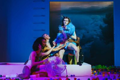 Imagen de Blast de Andrea Jiménez y Noemi Rodríguez en el Teatro María Guerrero