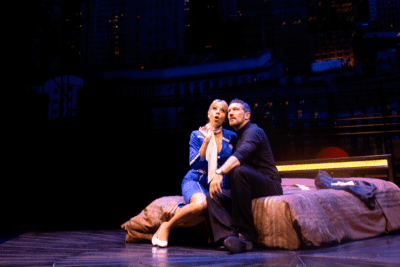 Imagen de la obra 'Company, el musical' protagonizado por Antonio Banderas