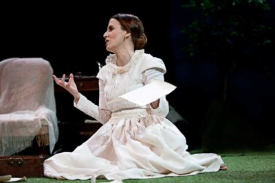 Imagen de 'La dama de blanco' de Juan Pastor en Teatro Quique San Francisco