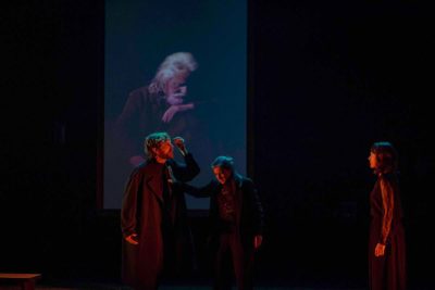 Imagen del espectáculo teatral 'Las palabras de la carne' en la sala cuarta pared - Surge Madrid 2021