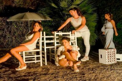 Imagen de 'Segaremos ortigas con los tacones' en Sala Bululú