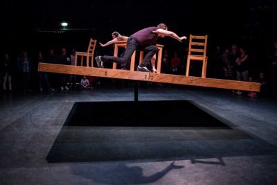 Imagen de 'Tentative approaches to a point of suspension' en Teatro Conde Duque