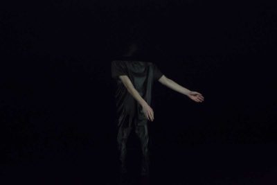 Imagen de Larsen C de Christos Papadopoulos en los Teatros del Canal