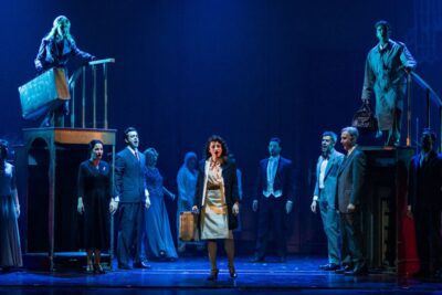 el tiempo entre costuras, el musical