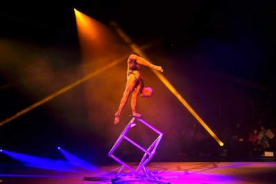 Imagen de 'Circo Price en Navidad: La vuelta al mundo de Cometa' en el Teatro Circo Price
