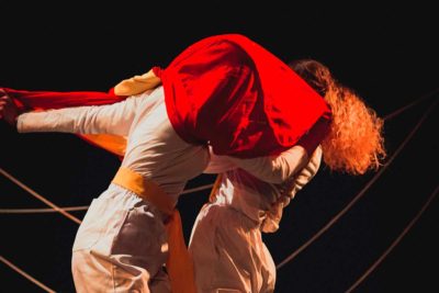 Imagen 2 de Obsoleto, sala OFF Latina