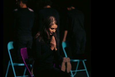 Imagen del espectáculo teatral 'Seis' en el Teatro Lara