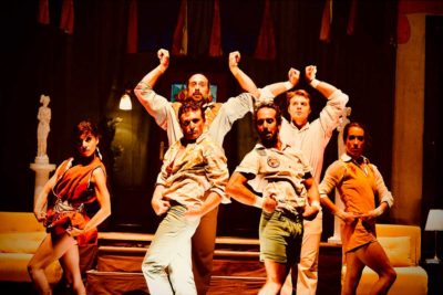 Imagen de 'A deer in the headlights' de Cirque Le Roux