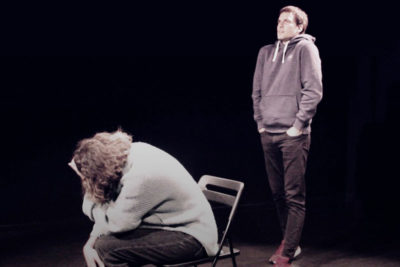 Imagen de Frágil en el Teatro OFF Latina
