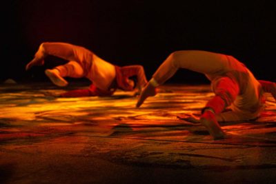 Imagen del espectáculo teatral 'Natanam' en la Sala Mirador