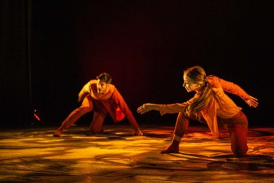 Imagen del espectáculo teatral 'Natanam' en la Sala Mirador