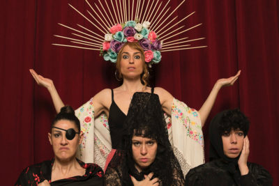 Imagen del espectáculo teatral 'Me lo dijeron mil veces' en el Teatro Lara