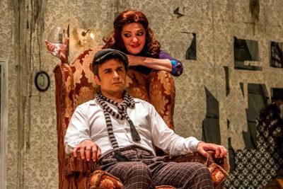 Imagen de 'La sumisión y el porvenir está en los huevos' de Morfeo Teatro