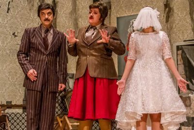 Imagen de 'La sumisión y el porvenir está en los huevos' de Morfeo Teatro