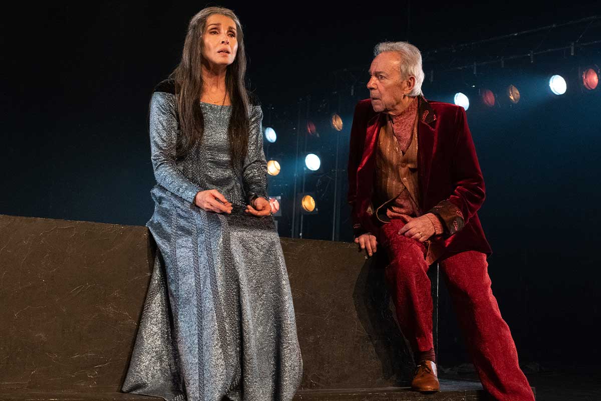 Imagen de 'Romeo y Julieta' de E.L. Petschinka con Ana Belén y José Luis Gómez en el Teatro Español
