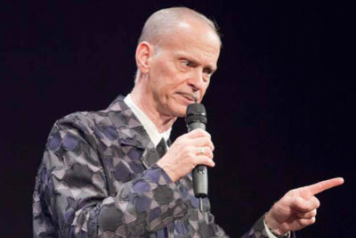 Imagen del espectáculo teatral de John Waters: Falso positivo en el Teatro Cofidis Alcazar