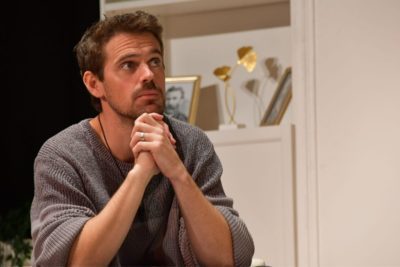 Imagen del espectáculo teatral 'La Saga' en el Teatro Lara