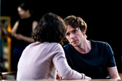 Imagen de Entre chien et loup de Christiane Jatahy en el Teatro María Guerrero