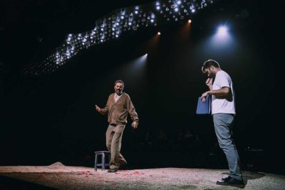 Imagen de 400 días sin luz en el Teatro Valle-Inclán