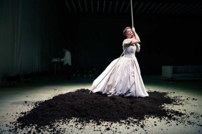Imagen de Carme Portaceli & Michael de Cock/KVS: Bovary en Los Teatros del Canal