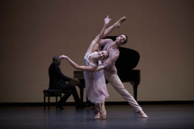 Imagen de Compañía Nacional de Danza: Valentino Zucchetti/Ricardo Amarante/Joaquín De Luz en Los Teatros del Canal
