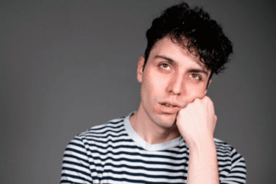 imagen de la obra de teatro 'Que Dios te lo pague' escrita por Miguel Carbajo