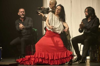 Imagen de Eva Yerbabuena: Re-fracción (desde mis ojos)