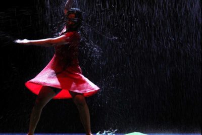 Imagen de Abderzak Houmi/Compagnie X-Press: Y'a plus d' saisons en los Teatros del Canal